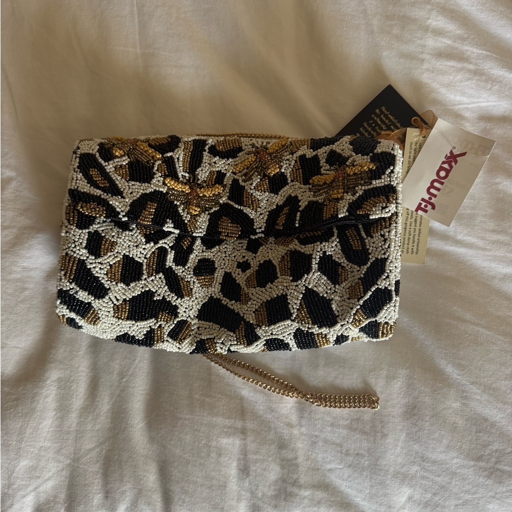 Viral Leopard Bee Beaded Bag